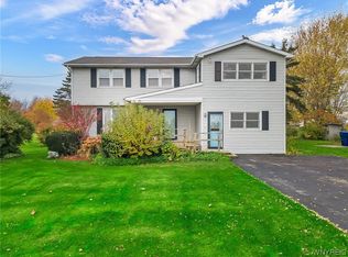 5238 Subbera Rd, Lockport, NY 14094