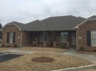 1870 Village Commons Dr UNIT A, Conway, AR 72032