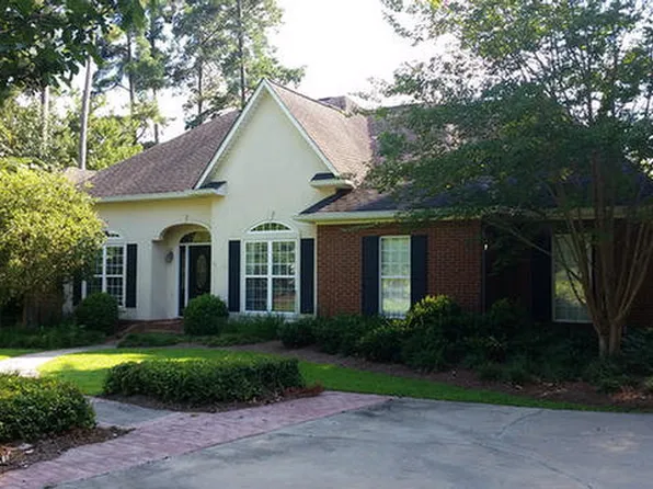 35 Skipton Ct, Thomasville, GA 31792