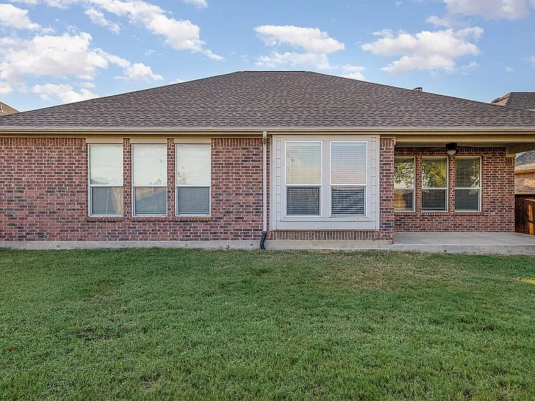 1432 Palestine Dr — Photo 17