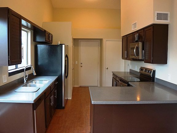 4th image of 4531 W Wahalla Ln