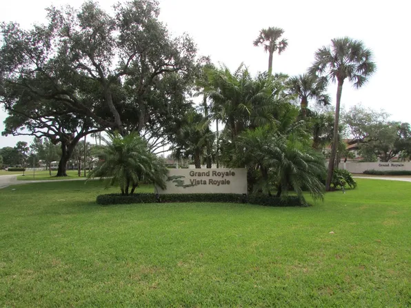 8 Vista Palm Ln APT 107, Vero Beach, FL 32962
