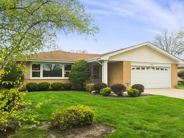 902 S See Gwun Ave, Mount Prospect, IL 60056