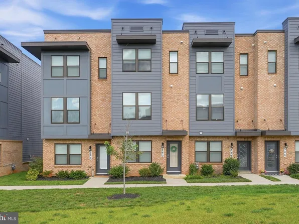 562 Banquet Ln, Frederick, MD 21701