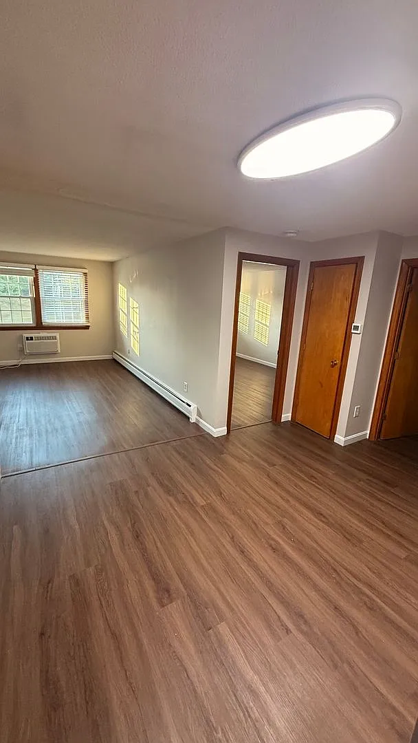 Building Photo - Ridgewood Apartments Gardner