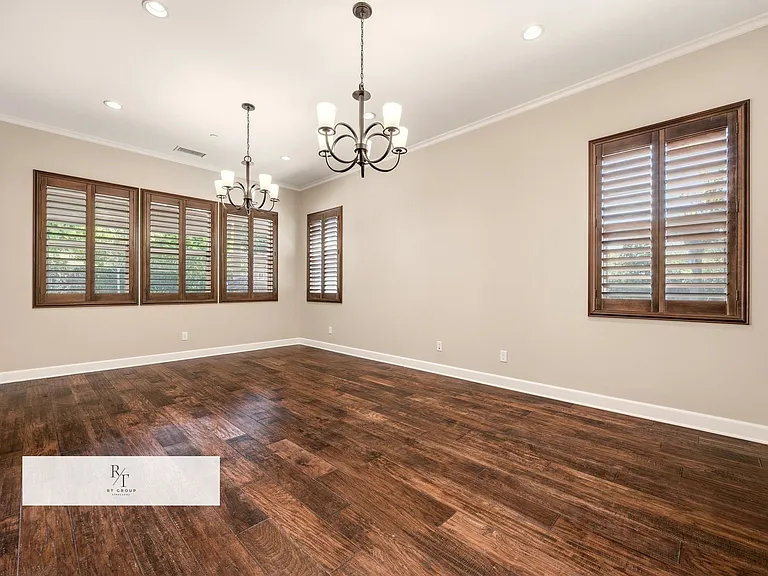 540 N Bardsdale Pl — Photo 16