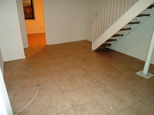 Rented by Sky Management | media 63