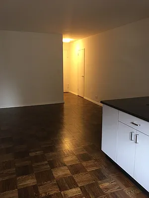 Rented by Solil Management | media 5