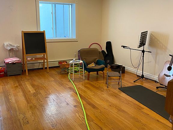 5th image of 6143 218th St