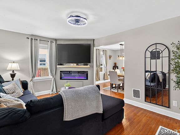 5th image of 15 Evelyn Road