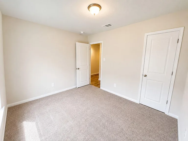 15674 Briar Forest Dr — Photo 18