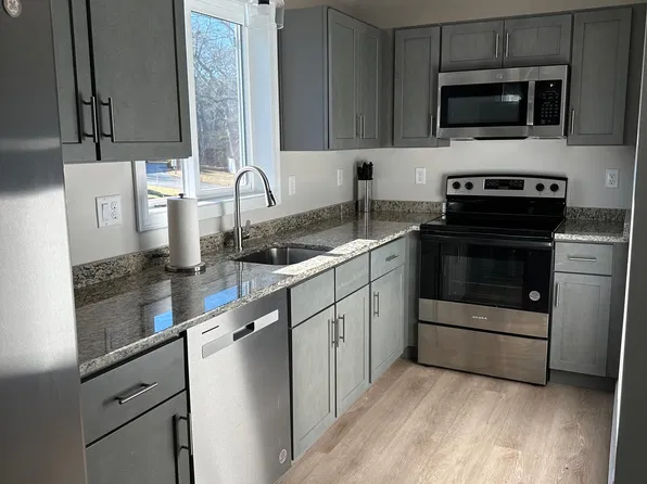 687 State Rd Unit 2, Plymouth, MA 02360