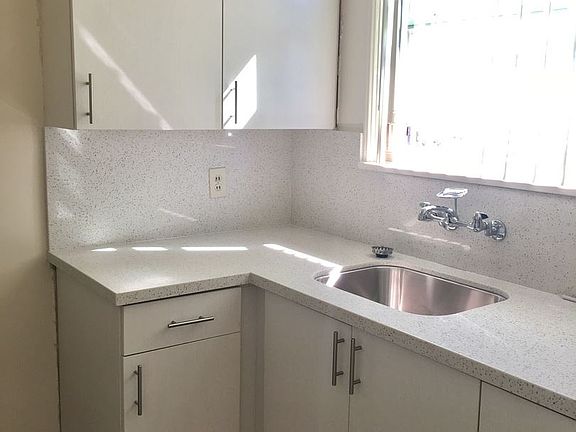 2nd image of 4328 Arizona St