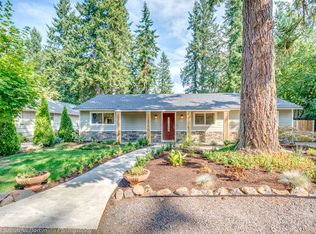 17520 Redfern Ave, Lake Oswego, OR 97035