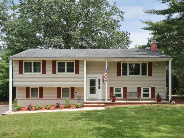 94 Vollers Dr, Branchburg Twp., NJ 08876