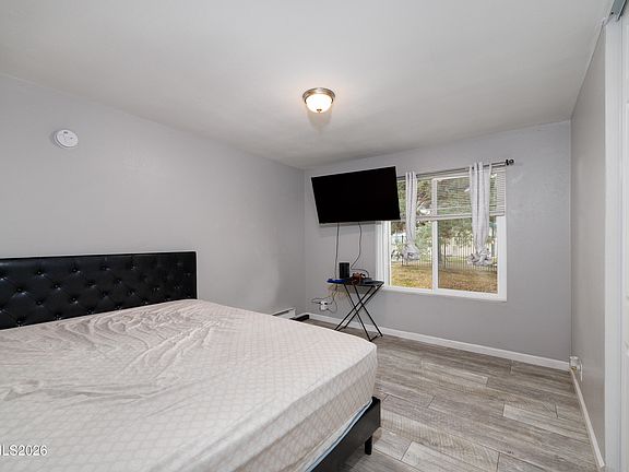 3rd image of 3935 Clear Acre Ln APT 214