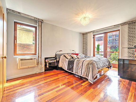 5th image of 2218 82nd St #B1