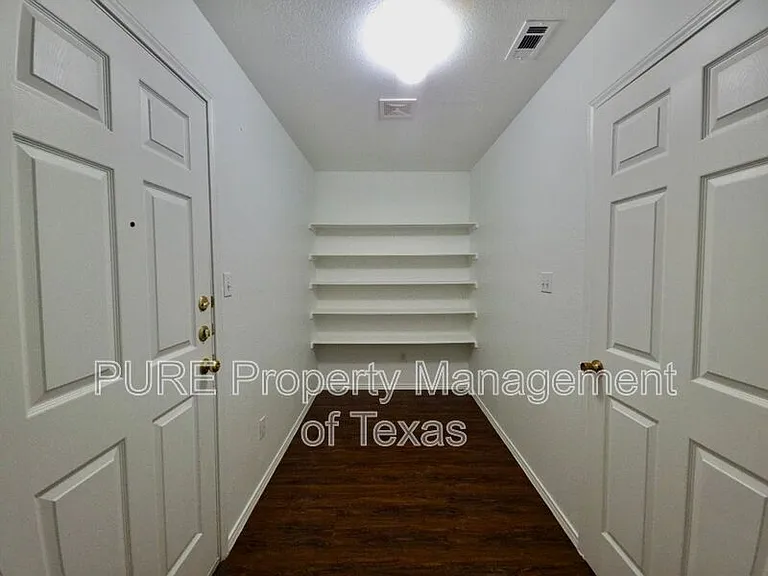 3007 Zachary Ln — Photo 22