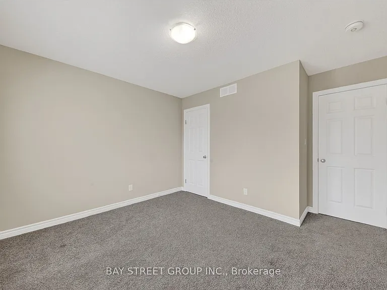 445 Avens St — Photo 33