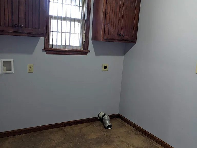 1014 W Aylor St — Photo 6