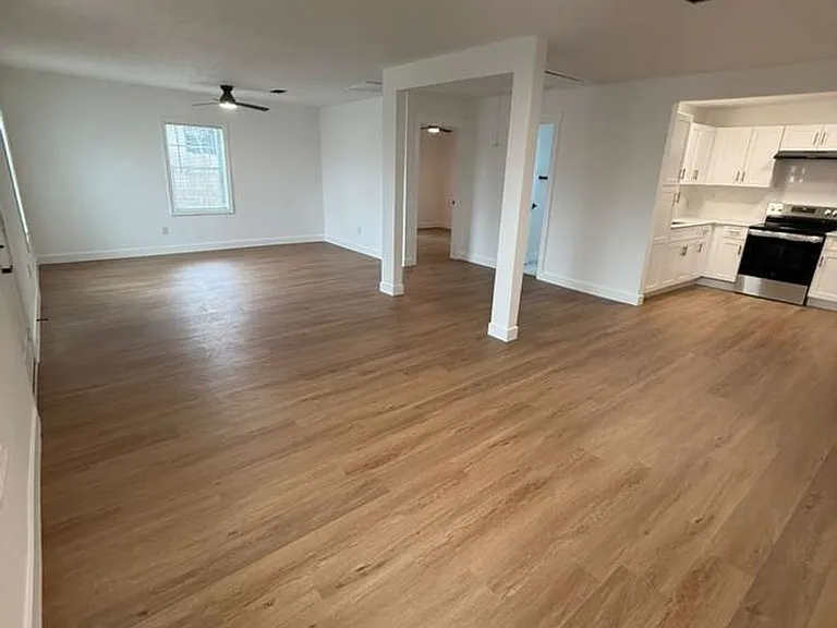 133 Pomeroy Ave — Photo 9