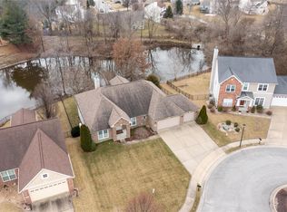 238 Shawnee Ct, O'Fallon, IL 62269