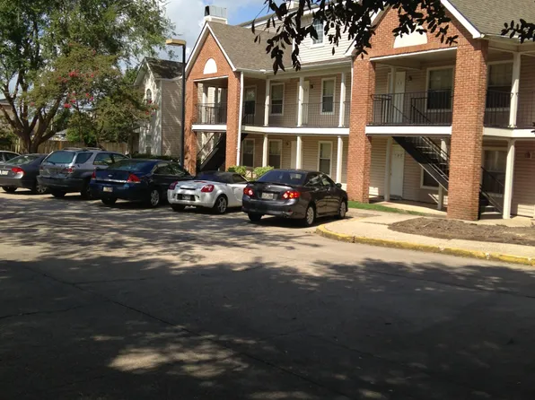 141 E Boyd Dr #101-111, Baton Rouge, LA 70808