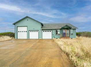 1076 Ocean Shores Blvd SW, Ocean Shores, WA 98569
