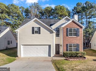 414 Shadetree Ln, Lawrenceville, GA 30044