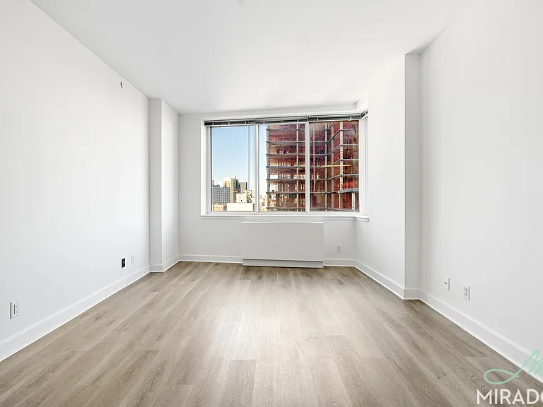 80 Dekalb Ave #24D — Photo 5