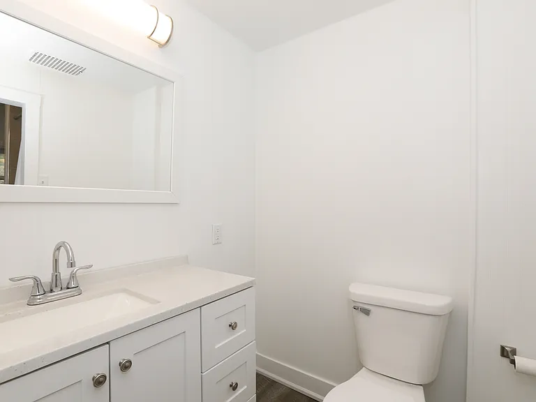 721 Guilford St #A — Photo 17