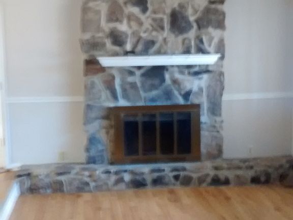 4th image of 1824 Guardian Way