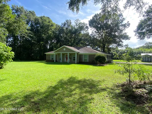 118 Penny Ln, Lucedale, MS 39452