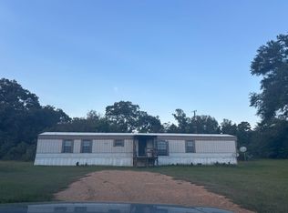 1021 Baskin Ln, McComb, MS 39648