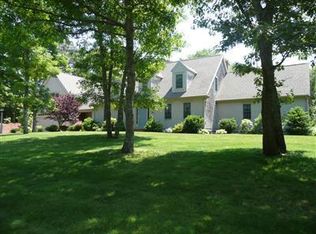 64 Cypress Pt, Cummaquid, MA 02637