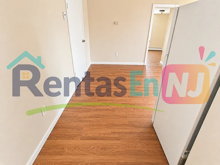 341 Myrtle Ave #2L — Photo 2