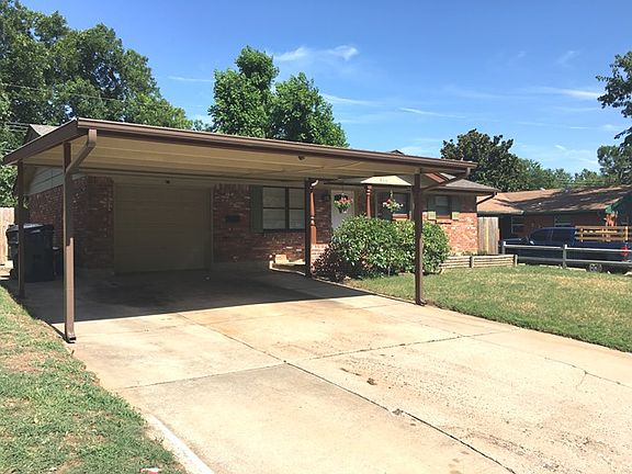 2nd image of 612 N Tompkins Dr