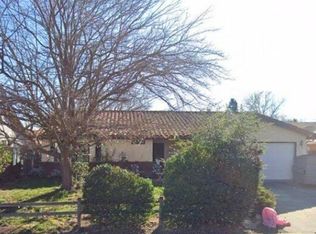 950 Player Ln, Paso Robles, CA 93446