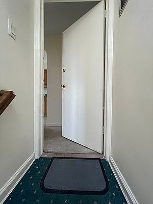 4th image of 2232 49th St Floor 2