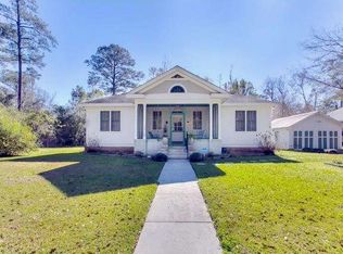 22106 7th St, Abita Springs, LA 70420