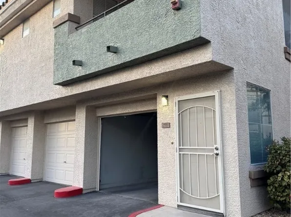 7139 S Durango Dr Unit 218, Spring Valley, NV 89113
