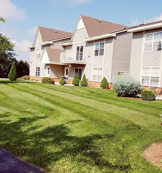 2nd image of 230 Park Ln APT C