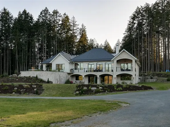 4939 Waters Rd, Cowichan Valley, BC V9L 6S9