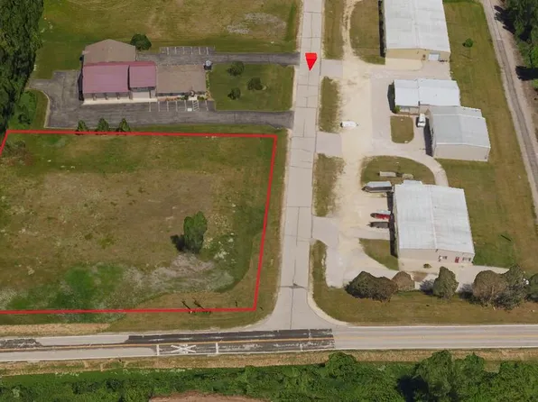 Lt4 VALLEY COURT, Grafton, WI 53024
