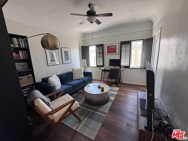 1425 S Curson Ave — Photo 7