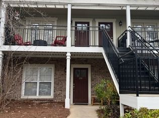 490 Barnett Shoals Rd APT 250, Athens, GA 30605