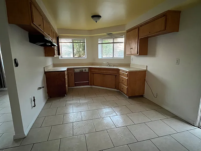 8145 Garden View Ave #A — Photo 9