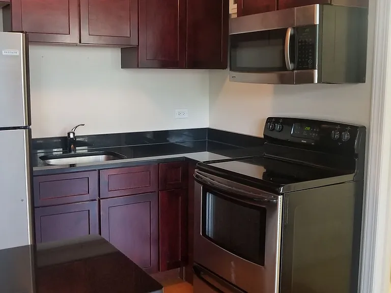 4180 Marine Terrace Apartments — Photo 69