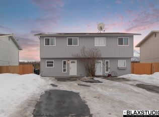 1521 Early View Dr, Anchorage, AK 99504