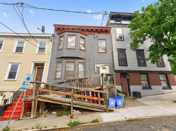 99 Philip St, Albany, NY 12202